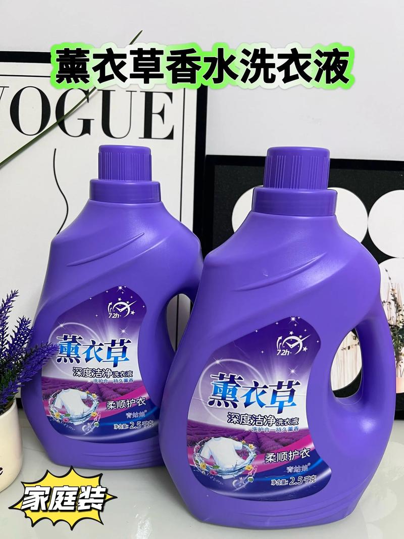 一周穿搭心机，解锁天鹅臂的马甲白披挂与小裙子の惊艳组合